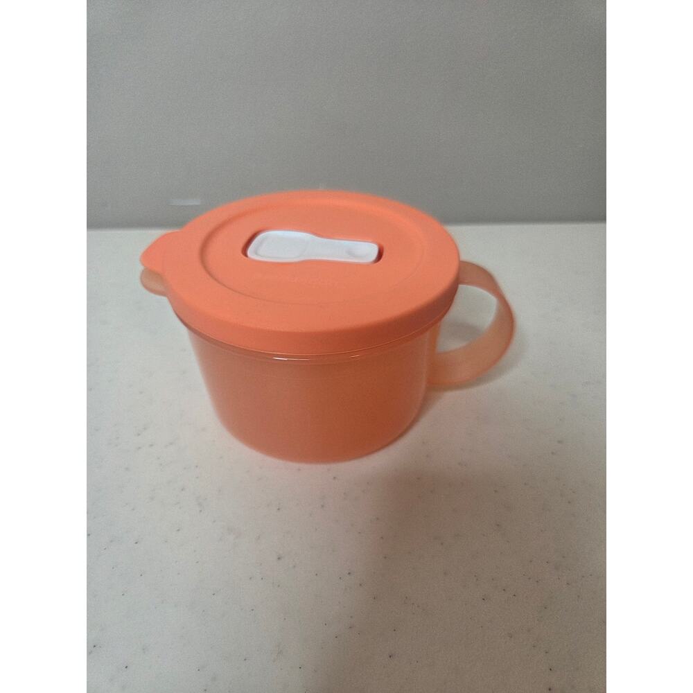 Tupperware Crystalwave Soup Mug Coral #3155A-2 16 oz